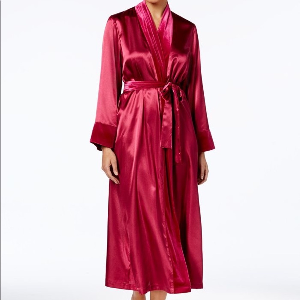 THALIA SODI LONG RED SATIN VELVET ROBE